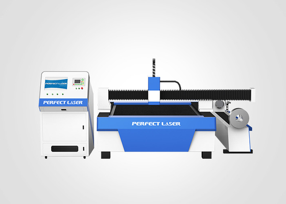 Máquina de corte a laser de fibra profissional com refrigeração a água para corte de tubos/folhas de metal