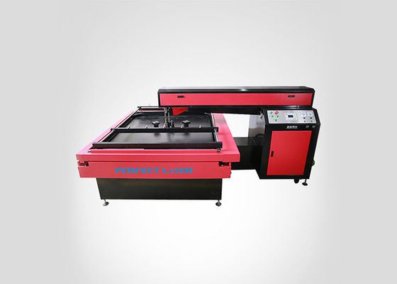 Máquina de corte a laser CNC para padrões de corte de tubo 300-400 watts de potência para não-metal