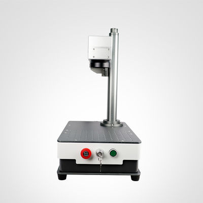 20W 30W 50W Máquina de gravação a laser de fibra de escritório para marcação de metais