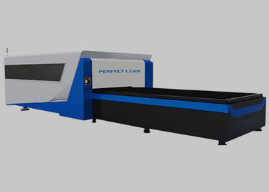 Máquina de corte a laser de fibra com refrigeração a água com plataforma de alimentação/troca