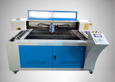 Máquina de corte a laser CO2 multifuncional de alta precisão para materiais metálicos/não metálicos