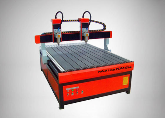 Máquina de escultura em madeira CNC multifunção AC 220V com Buda / escultura de móveis