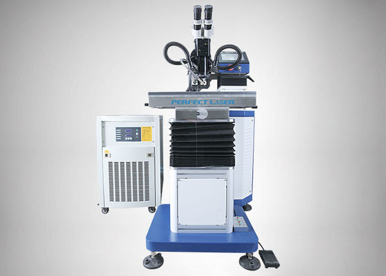 Máquina de solda de molde a laser industrial com resfriamento a água fácil de operar para automóveis