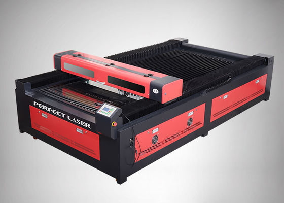 Máquina de corte a laser de CO2 Grande tamanho 1300x2500MM Com refrigeração por água para couro de tecido